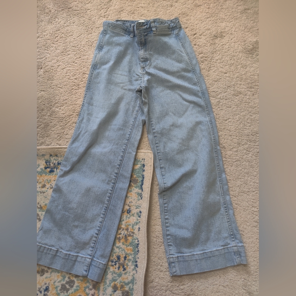 GAP Light Denim Wide-Leg Jeans